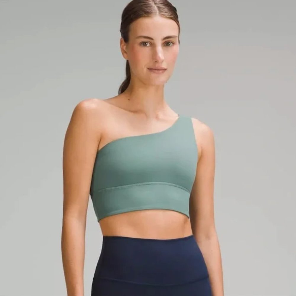 NWOT Lululemon Align Asymmetrical Bra - Size 4